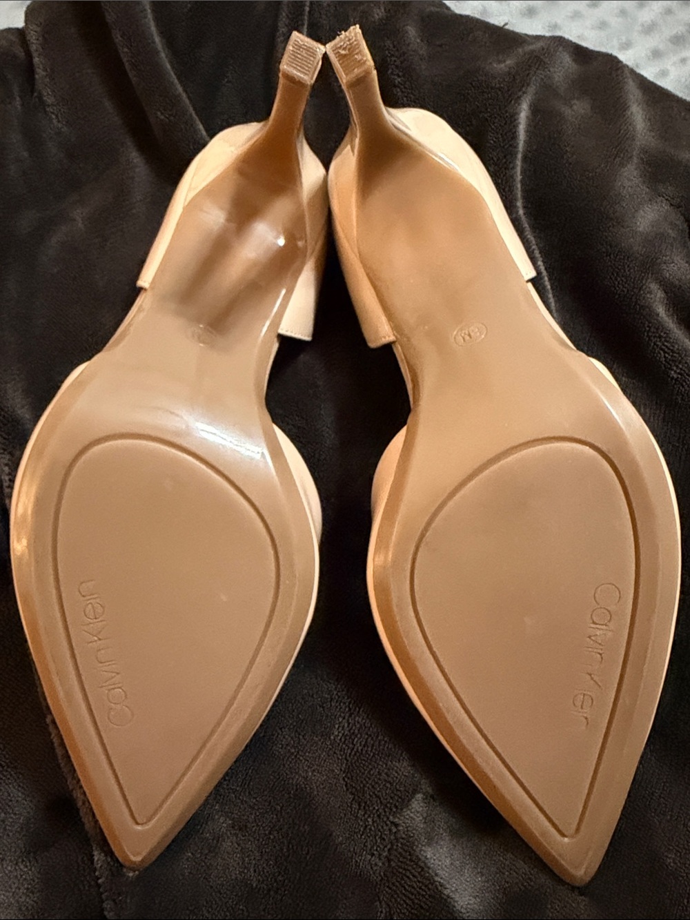 Calvin Klein Nude D'Orsay Pointed-Toe Pumps with stiletto heel  size 8 - Picture 4 of 5